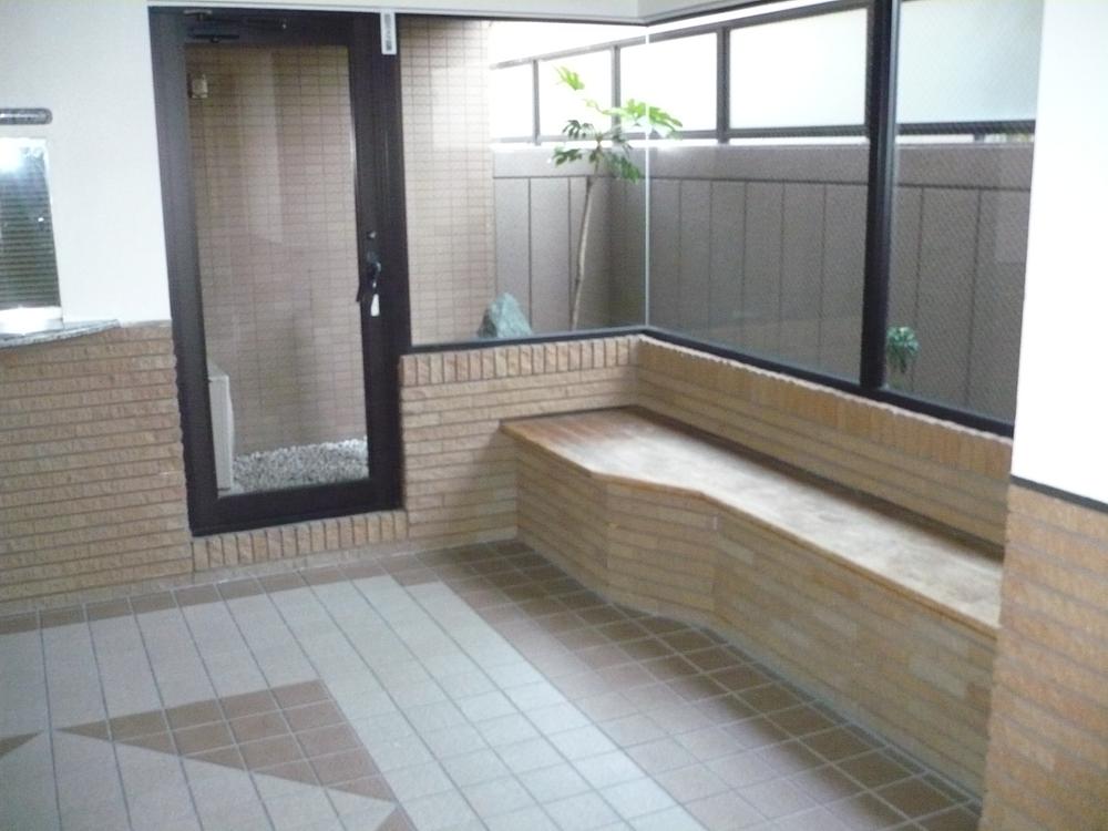 Other common areas. Common area shooting