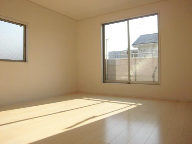 Non-living room. 2 Kaiyoshitsu Day is also good !!