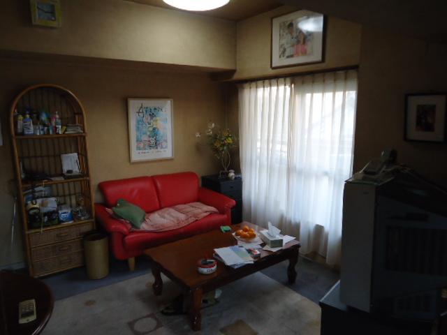 Living. Living shooting