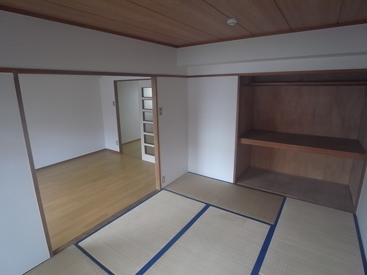 Other room space. Japanese-style room 6 quires Closet has been enhanced