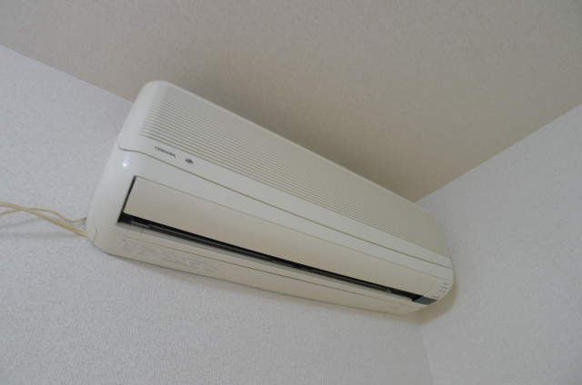 Other Equipment. It is air-conditioned come in handy in winter even in summer ☆ 