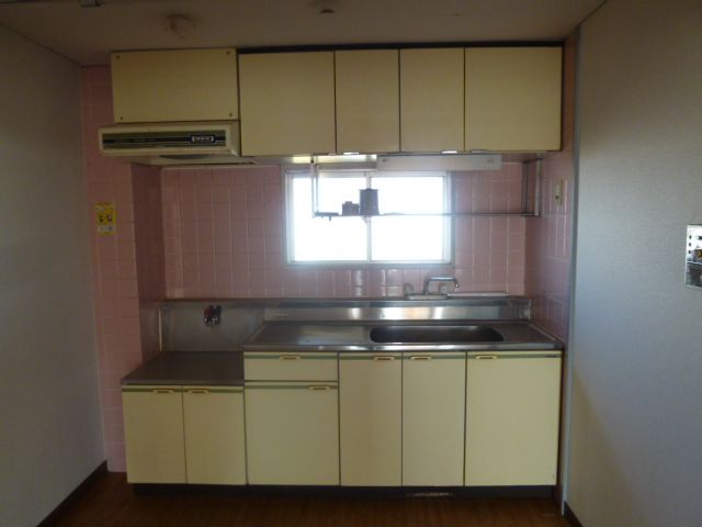 Kitchen. It will bring the stove type of kitchen.