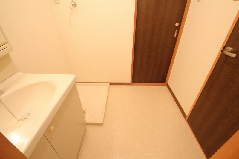 Washroom. It is a photograph of the 302 in Room