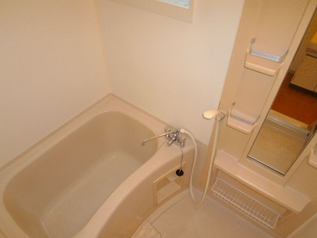 Bath. Bathroom with a window, Easy ventilation is