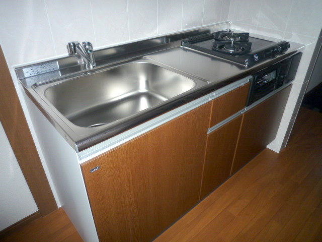 Kitchen. The photograph is a 1K type of the same properties.