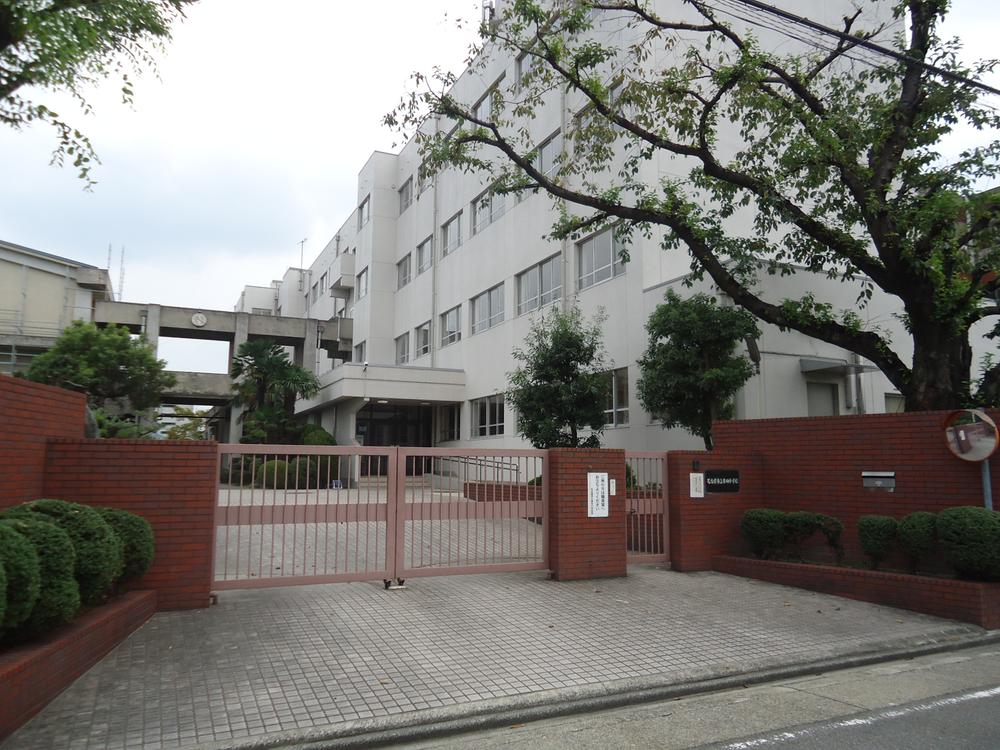 Primary school. Haruta elementary school
