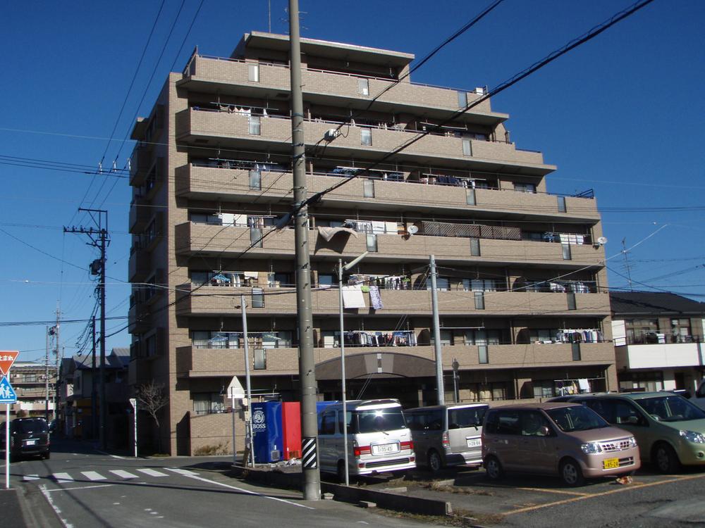 Local appearance photo