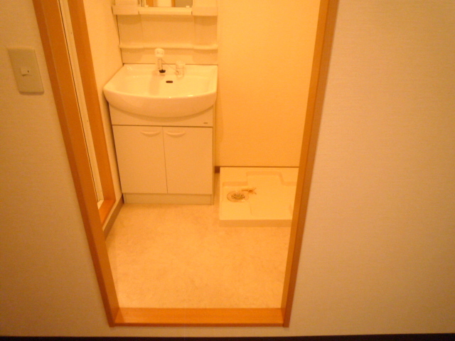 Washroom. It is with a basin dressing room ☆