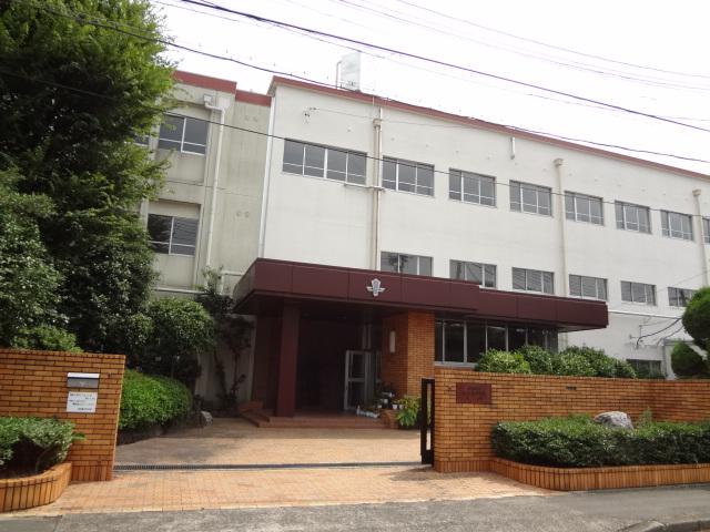 Junior high school. 1663m to Nagoya Municipal Showa Bridge Junior High School