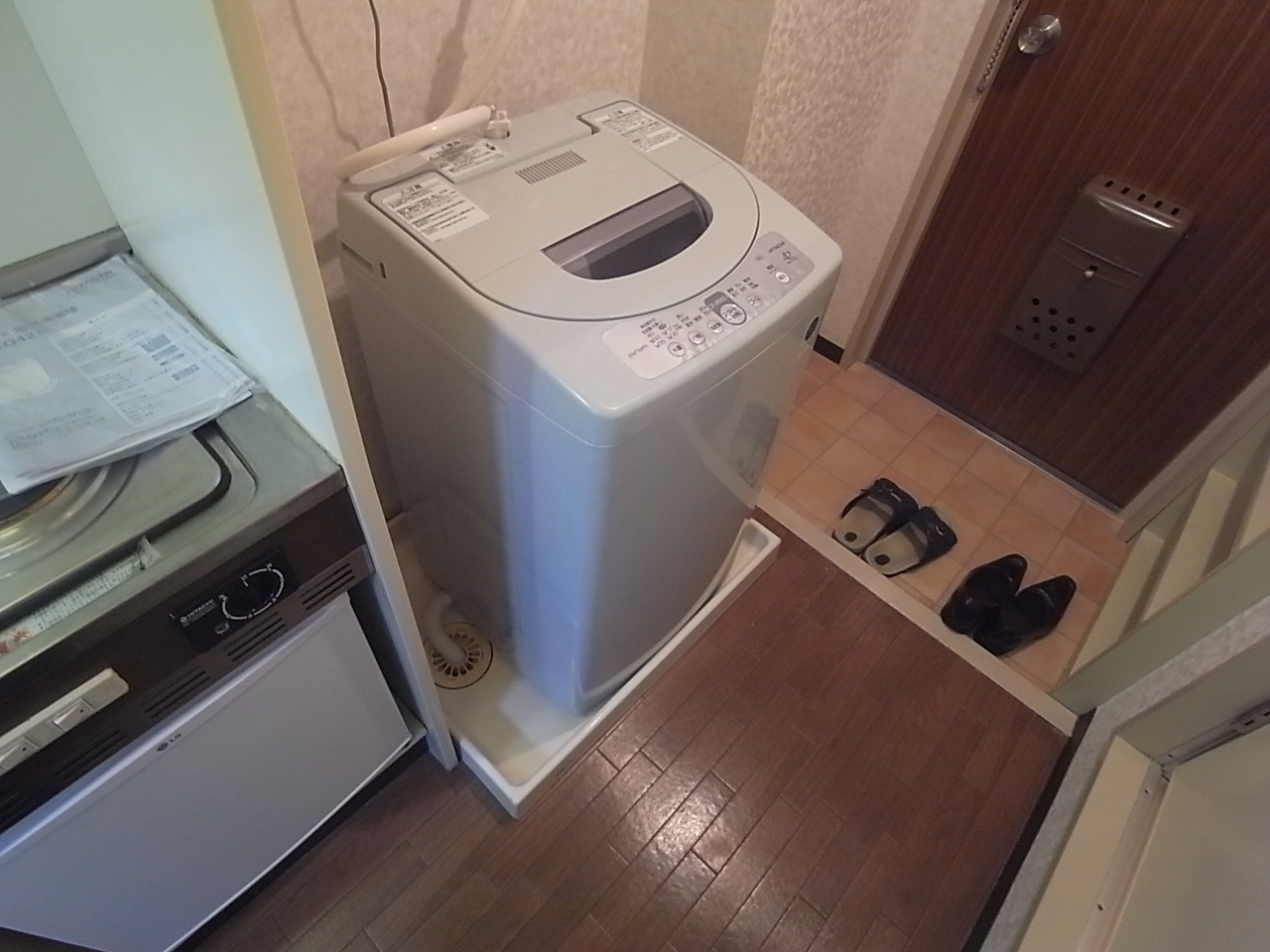 Other Equipment. Indoor Laundry Storage (available upon request of the washing machine)