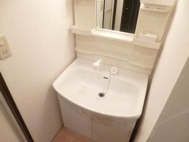 Washroom. Shampoo dresser ☆