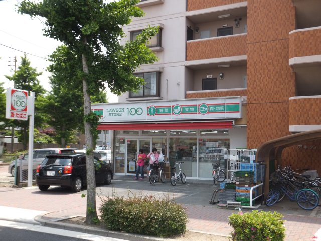Convenience store. Lawson 100 Inabaji up (convenience store) 220m