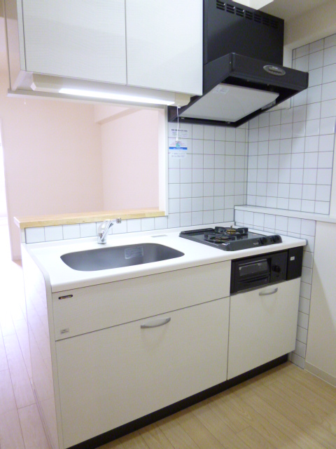 Kitchen. It is face-to-face counter system Kitchen! ! 