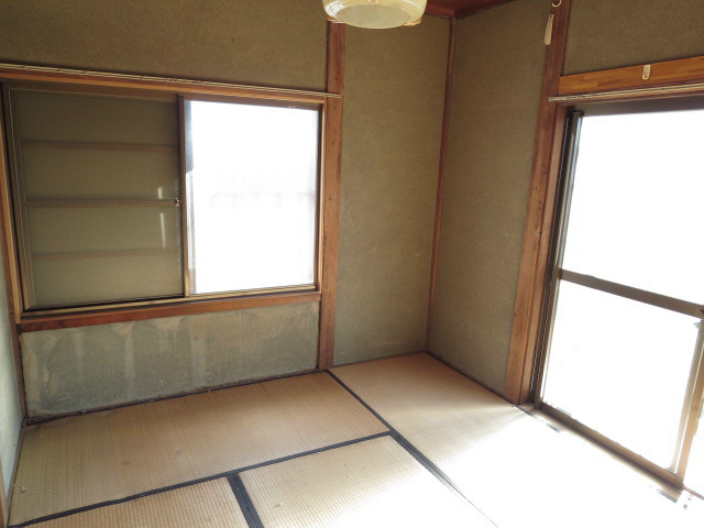 Other room space. Second floor south Japanese-style room 6 quires