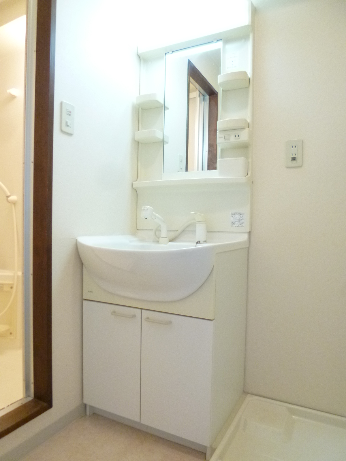 Washroom. Now necessities! Shower Dresser ☆