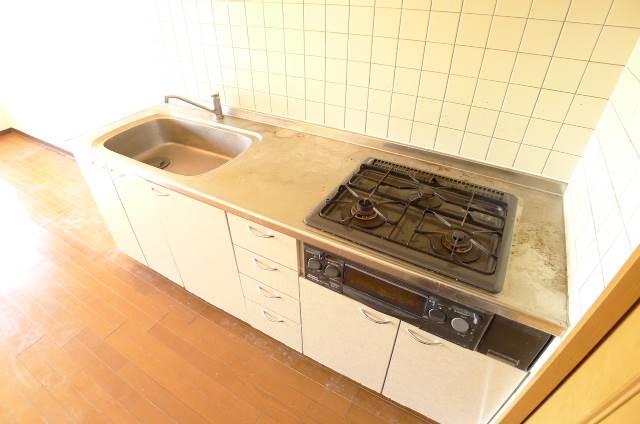 Kitchen. You can comfortably cooking in kitchen! 