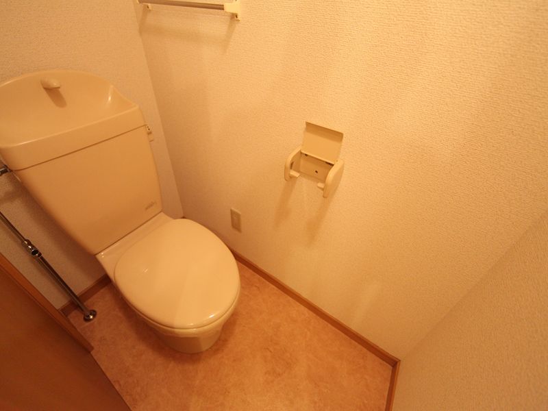 Toilet. Warm water washing toilet seat mounting possible