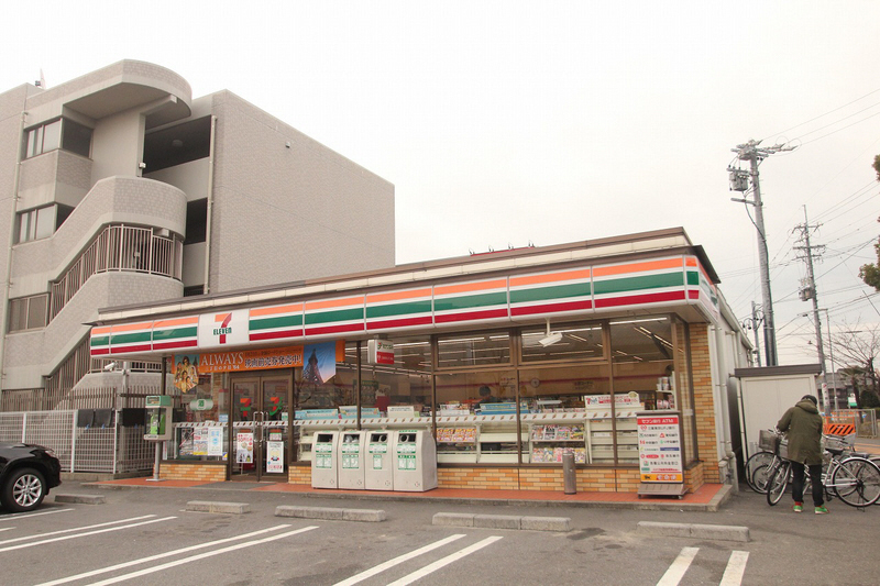 Convenience store. Seven-Eleven Nagoya Gongentori store up (convenience store) 430m