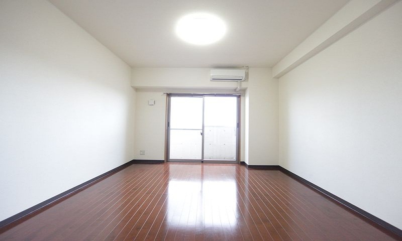 Other room space. Western-style 12 Pledge Spacious and has.