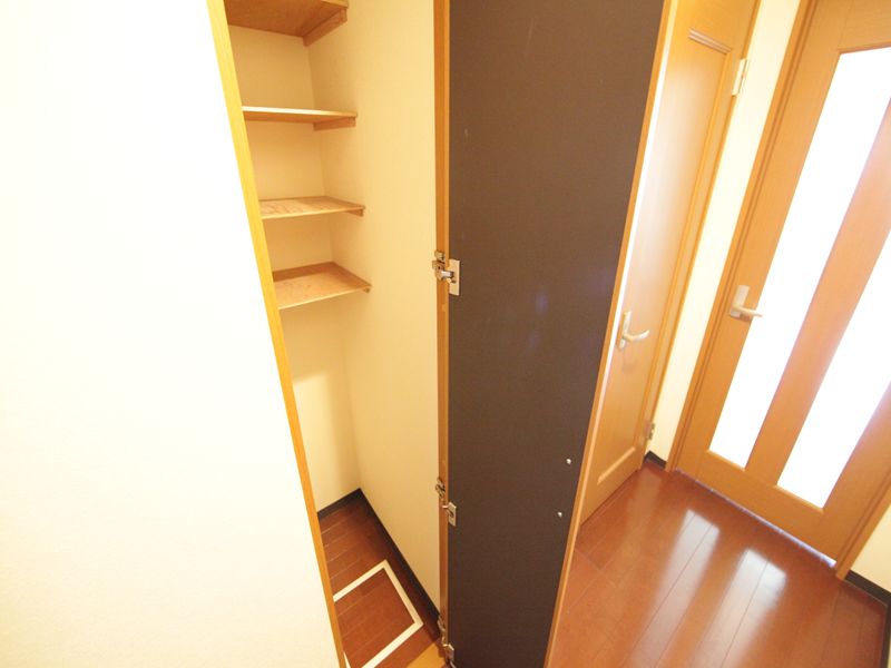 Other. Entrance storage