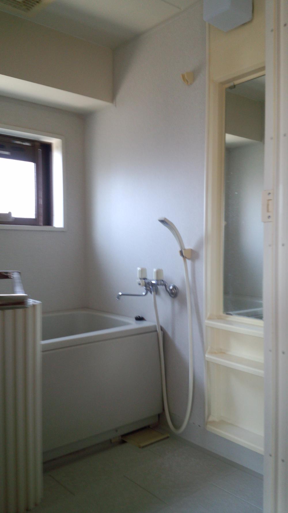 Bathroom. Room (August 2011) shooting
