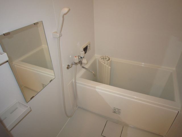 Bath. Renovated bathroom