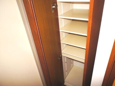 Other room space. Cupboard