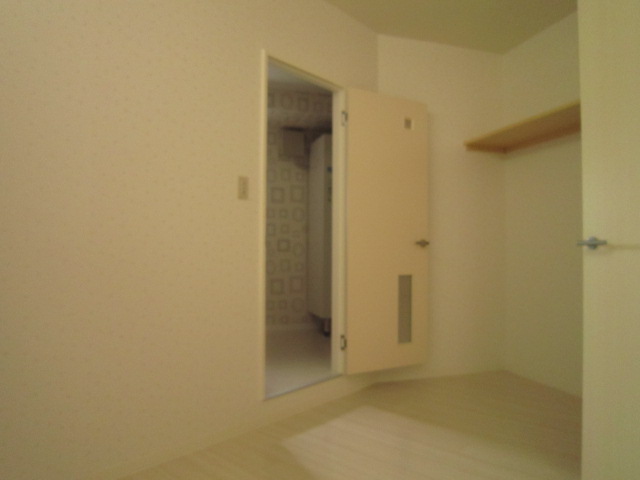 Other room space. Western-style photo