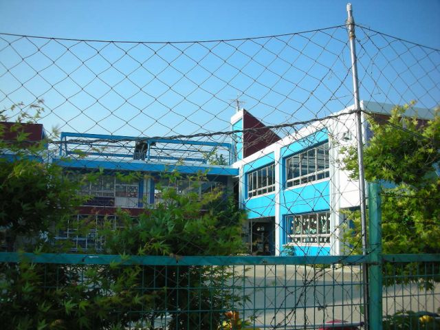 kindergarten ・ Nursery. Iwatsuka first kindergarten (kindergarten ・ Nursery school) to 350m