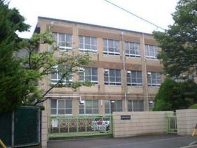 Primary school. 186m to Nagoya Municipal Sennari Elementary School