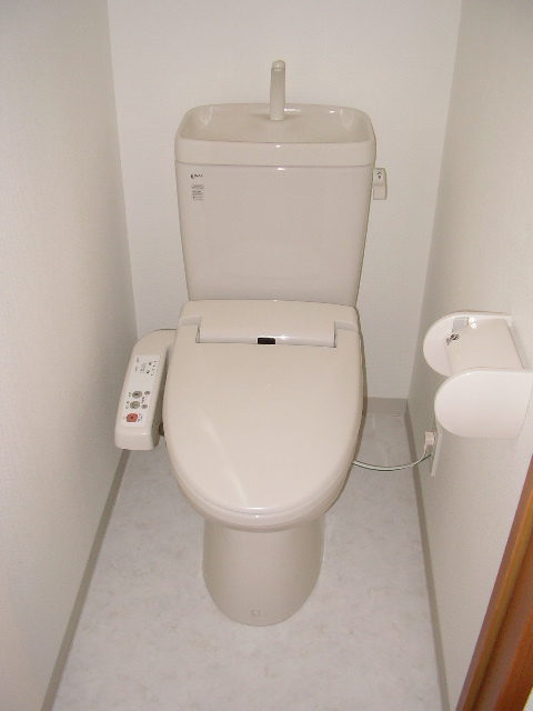 Toilet. Warm water washing toilet seat ※ It will be the same type of room image.