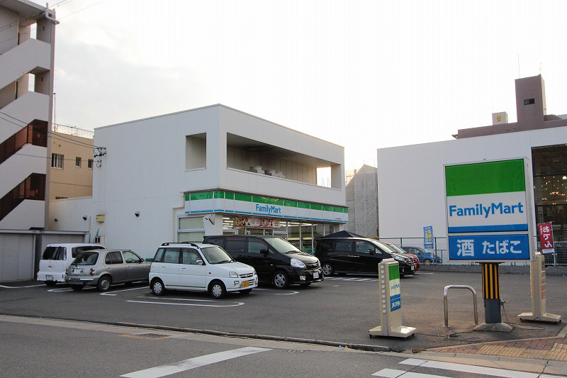 Convenience store. FamilyMart Nakamura Toriinishitori store up (convenience store) 226m