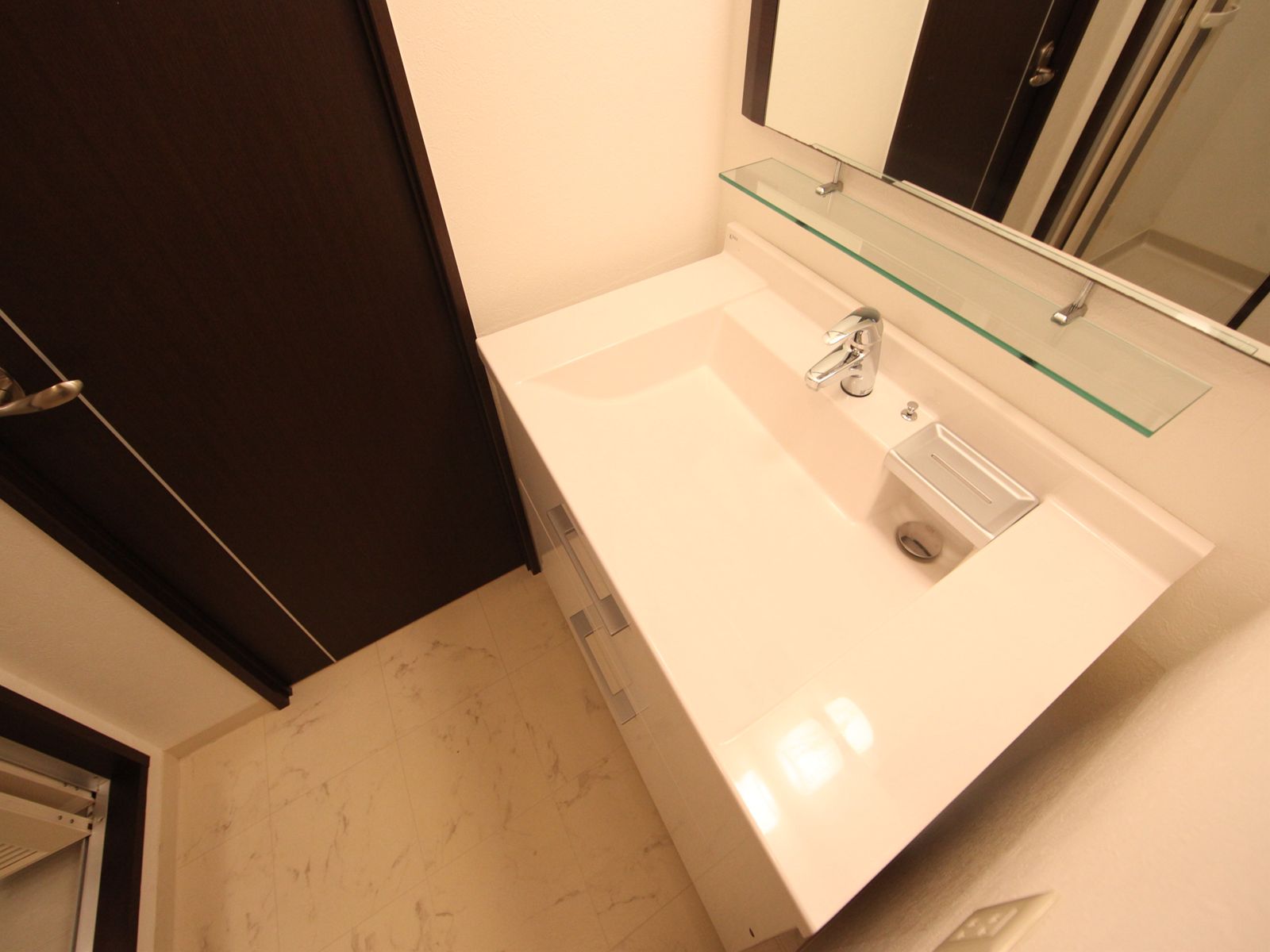 Washroom. Dressing room Fashionable independent washbasin Indoor Laundry Storage