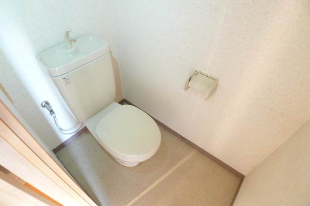 Toilet. toilet ・ Bus by