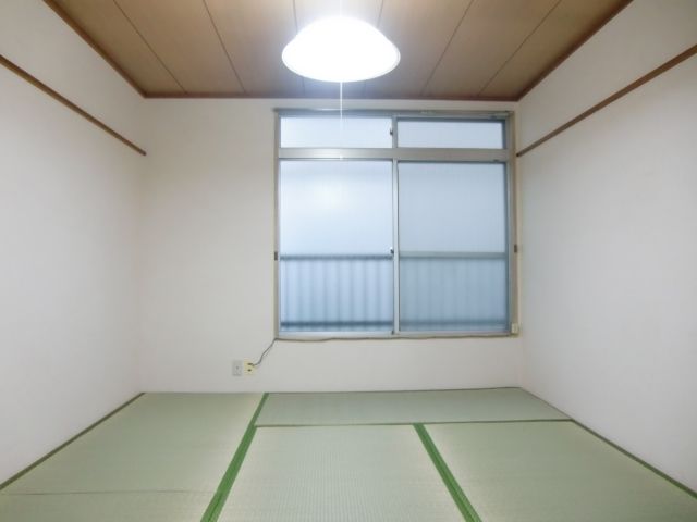 Living and room. Japan of mind, Do not start a new life in a Japanese-style room?