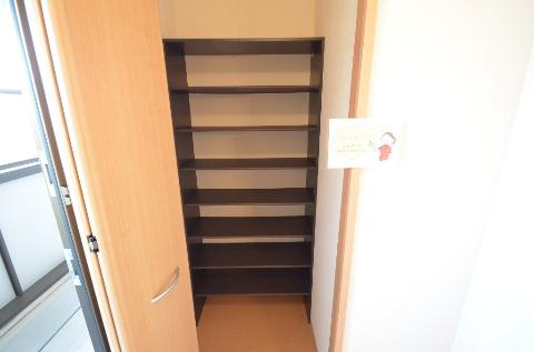 Other room space. Cupboard