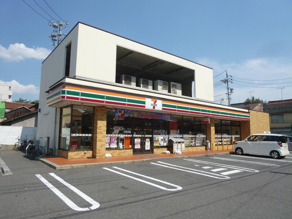 Convenience store. 416m to Seven-Eleven Nagoya Inabaji the town shop