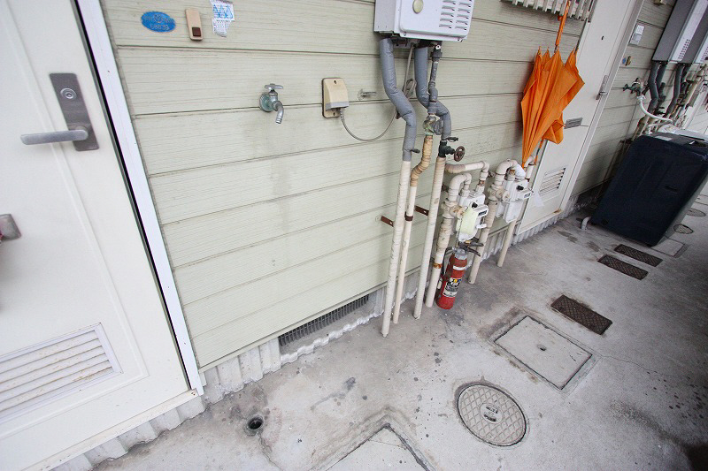 Other common areas. Washing machine Storage