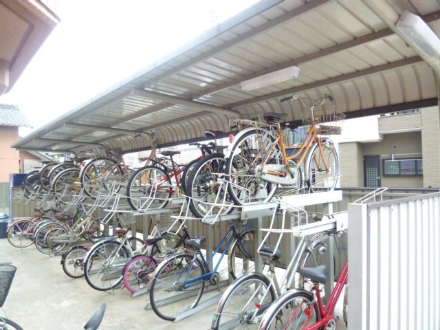 Other common areas. Covered bicycle shed! ! 