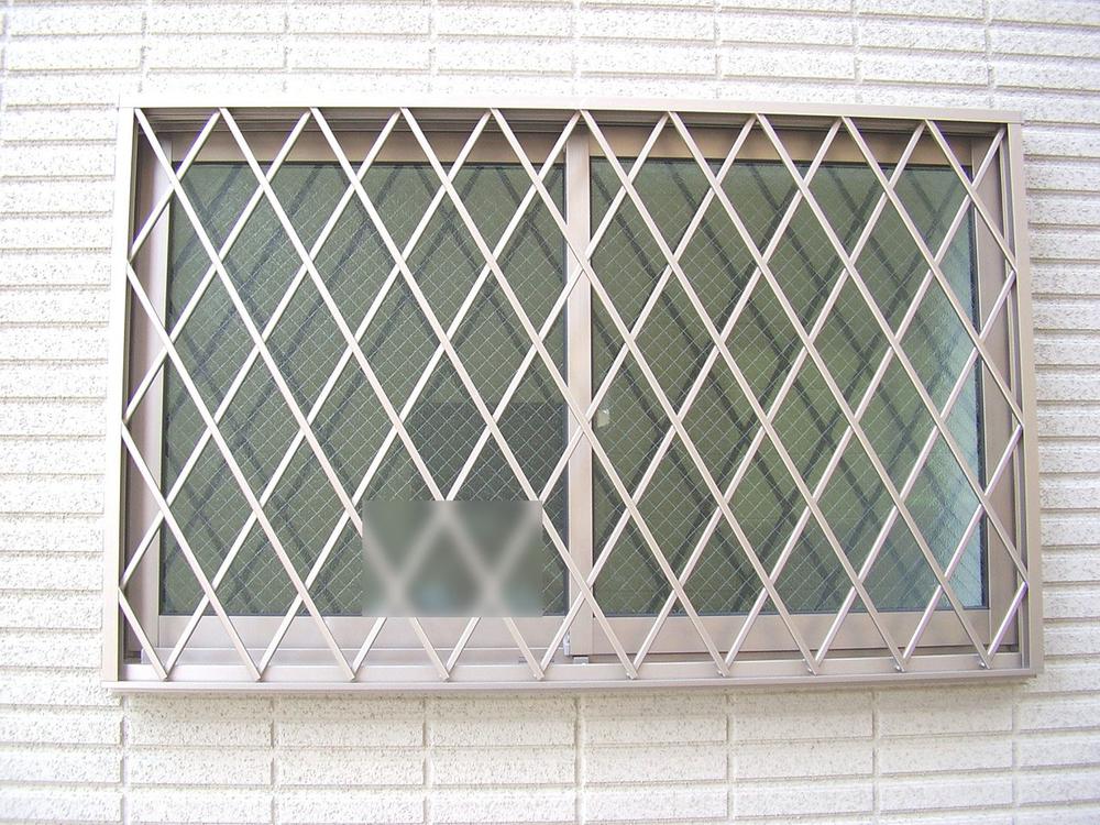 Other. Surface lattice window