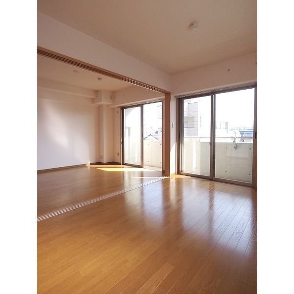 Living and room