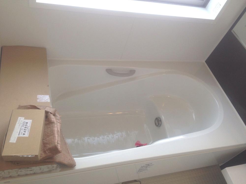 Bathroom. With bathroom ventilation gas dryer!