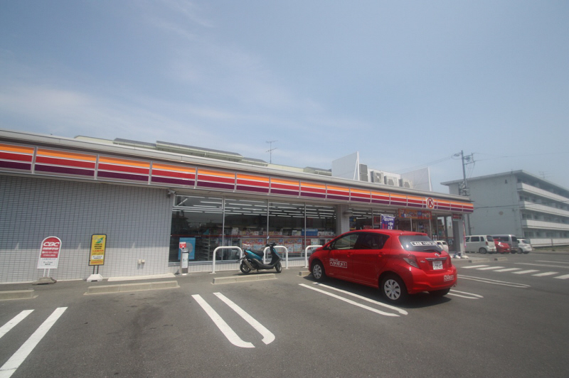 Convenience store. 180m to Circle K Meisei Ino store (convenience store)