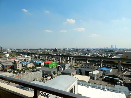 View photos from the dwelling unit. View 2