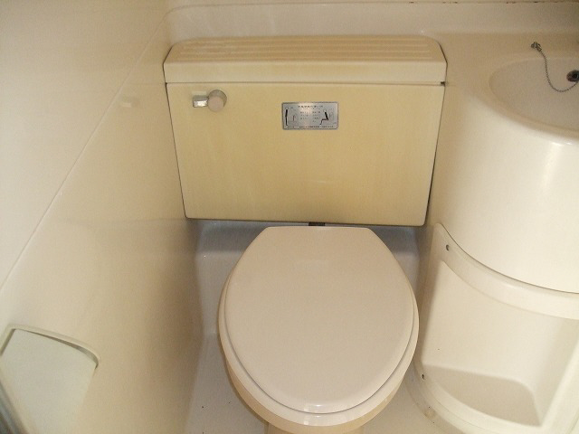 Toilet