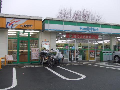 Other. 370m to a convenience store (Other)