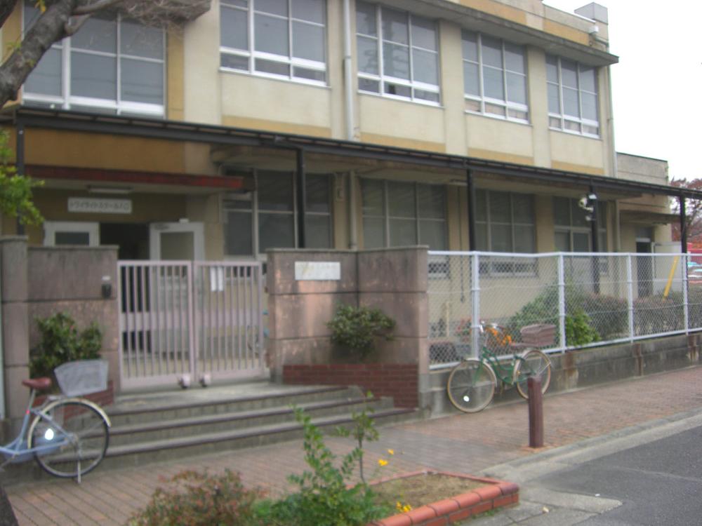 Primary school. Kaminagoya until elementary school 360m