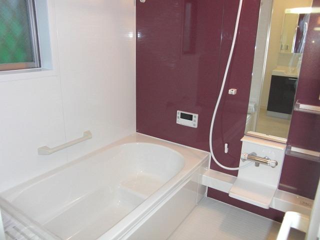 Bathroom. With bathroom heating dryer! 1 tsubo size that can stretch the loose leg, Barrier free specification! 