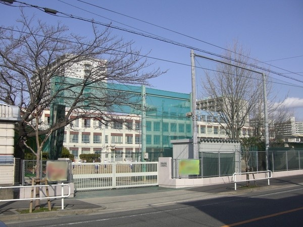 Primary school. 359m to Nagoya Municipal Ino elementary school (elementary school)