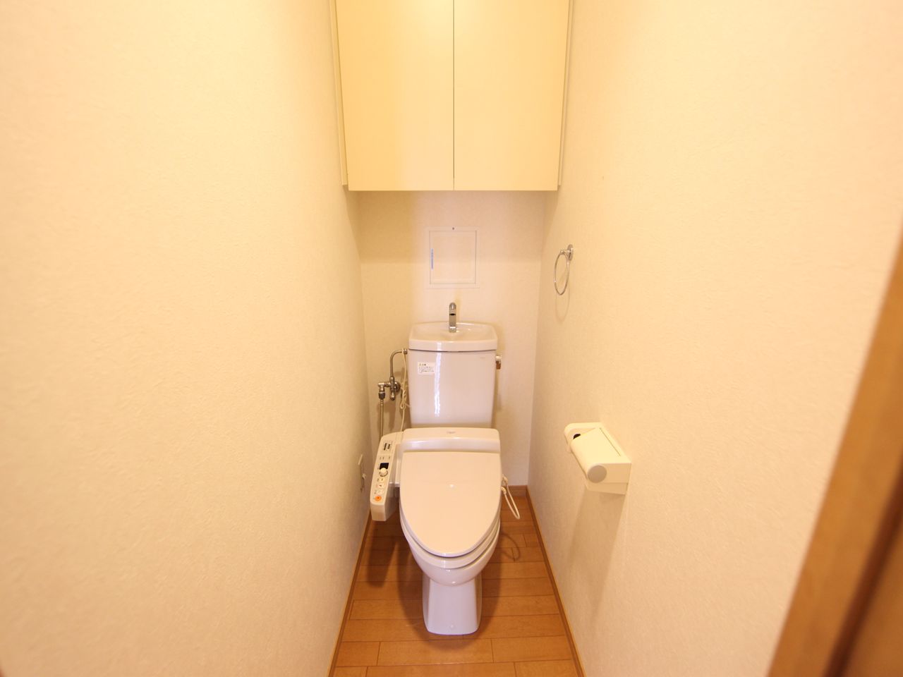 Toilet. toilet bus ・ Restroom Warm water washing heating toilet seat